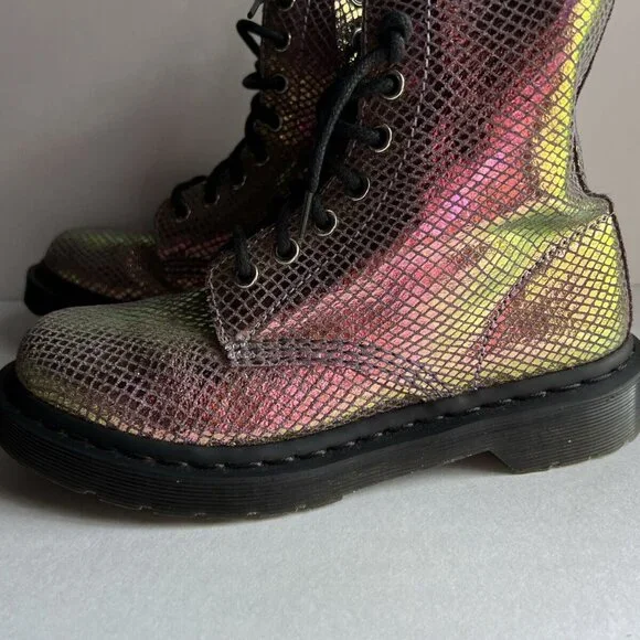 Dr. Martens 1460 Pascal Pink Iridescent Metallic Shiny Combat Boots Size 6 - Picture 2 of 16
